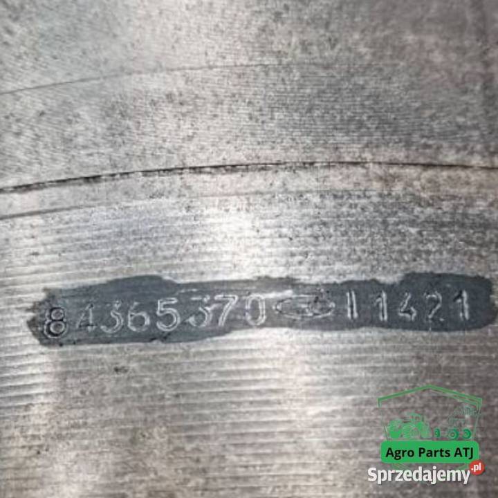 Kosz sprzęgłowy skrzyni 84559343 47878899 CASE Ciechanowiec sprzedam