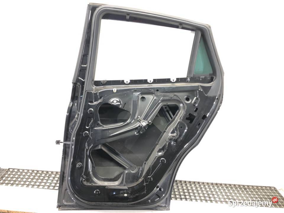 DRZWI PRAWY TYŁ BMW E71 SUV 0714