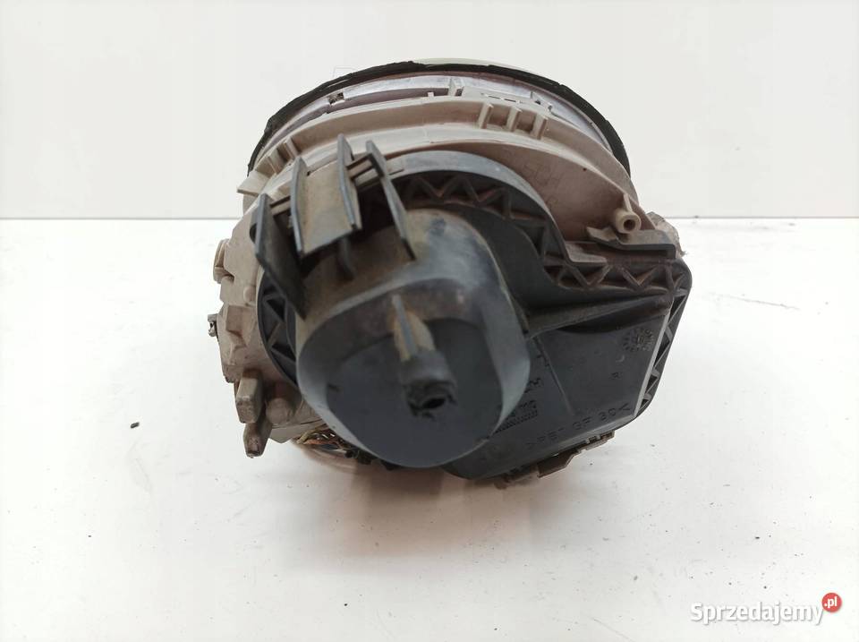 LAMPA PRZÓD PRAWA EUROPA 1C0941006D VW świętokrzyskie sprzedam