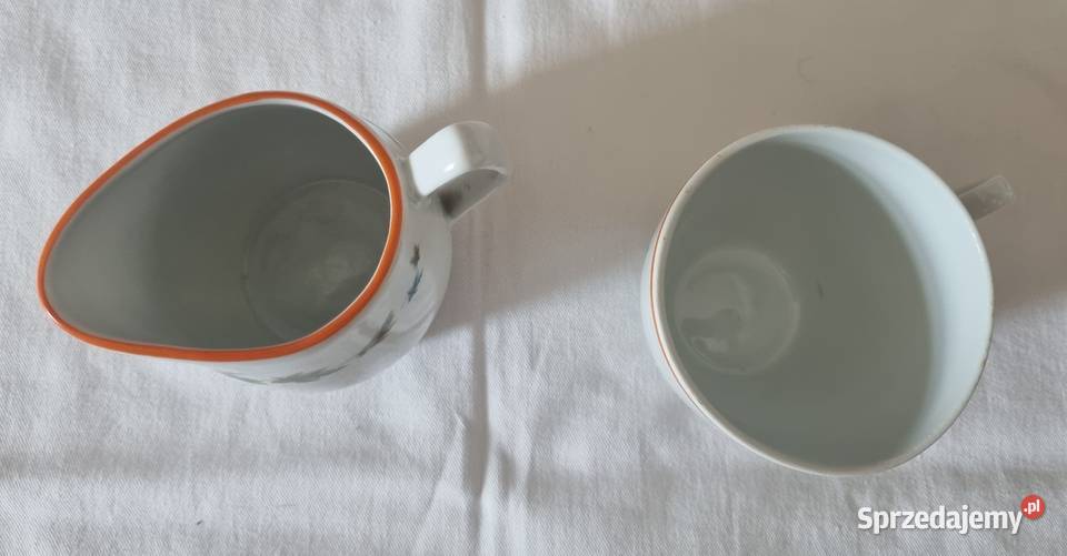 Porcelanowy mlecznikdzbanek filiżanka Chodzież Warszawa
