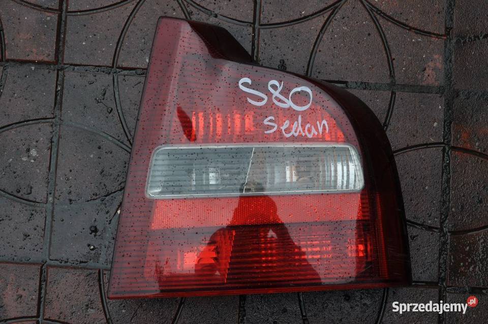 volvo S80 sedan lampa prawa WYSYŁKA Żory