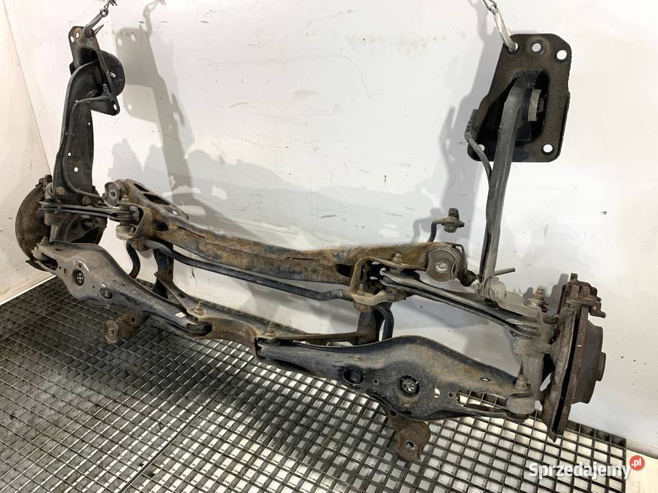 BELKA TYŁ VW PASSAT B8 Kombi TYLNA ZAWIESZENIA