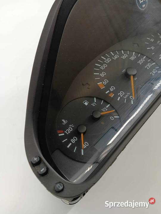 LICZNIK 2105401448 22 D MercedesBenz Eklasa II sprzedam