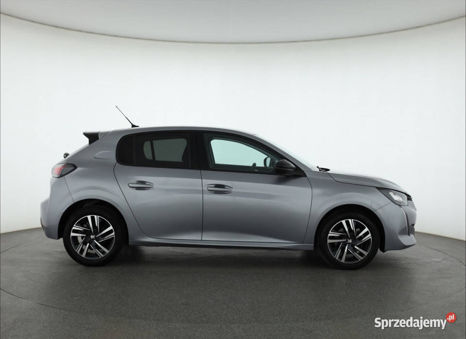 Peugeot 208 12 PureTech tempomat