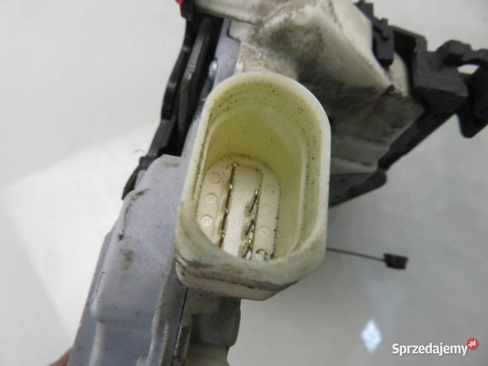 ZAMEK PRAWY PRZEDNI SEAT LEON II 1P1837016