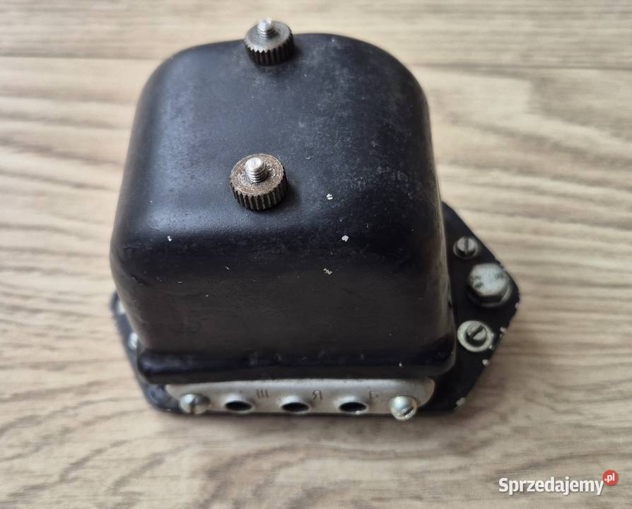 Regulator napięcia RR1 M 72 ZiS 19411943 Regulatory napięcia dolnośląskie Wrocław