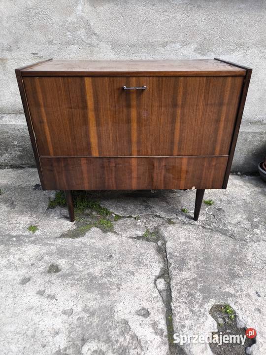 Meble z okresu PRL vintage retro kredens komoda Radomsko