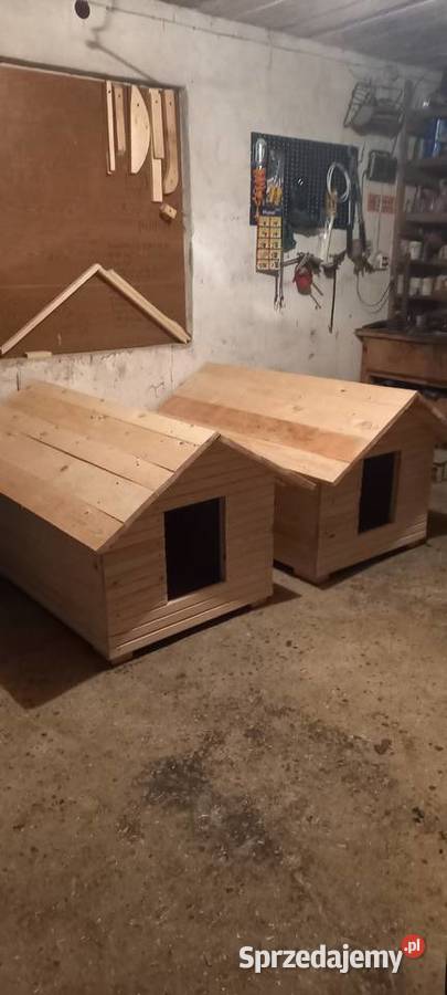 Budy psów ocieplane