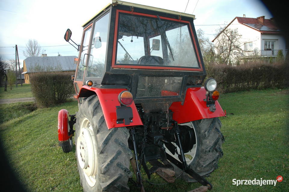 URSUS C330