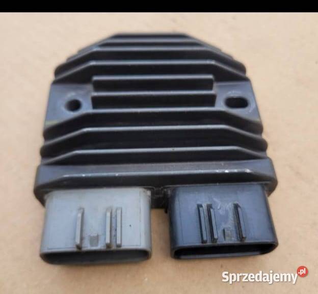 YAMAHA R1 RN09 0203 RN 09 REGULATOR NAPIĘCIA Nowy Tomyśl