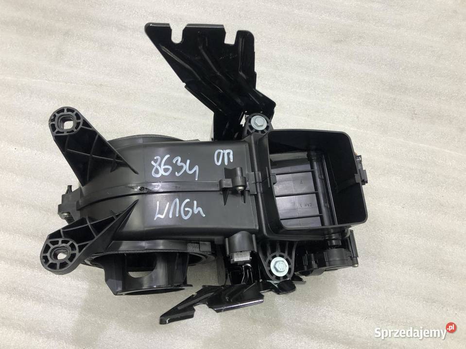 OBUDOWA NAGRZEWNICY MERCEDES W164 1648300003