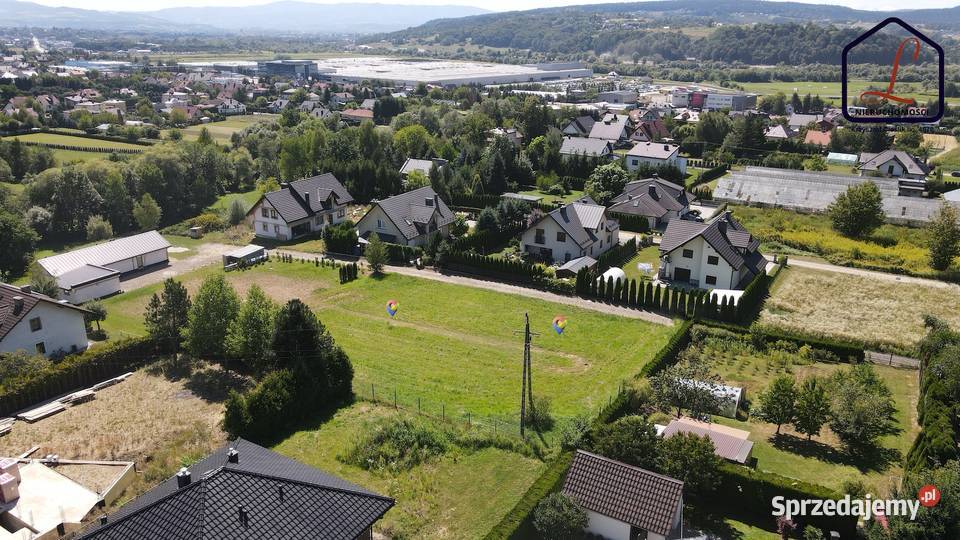 Działki o pow 8 ar Dąbrowa gm Chełmiec