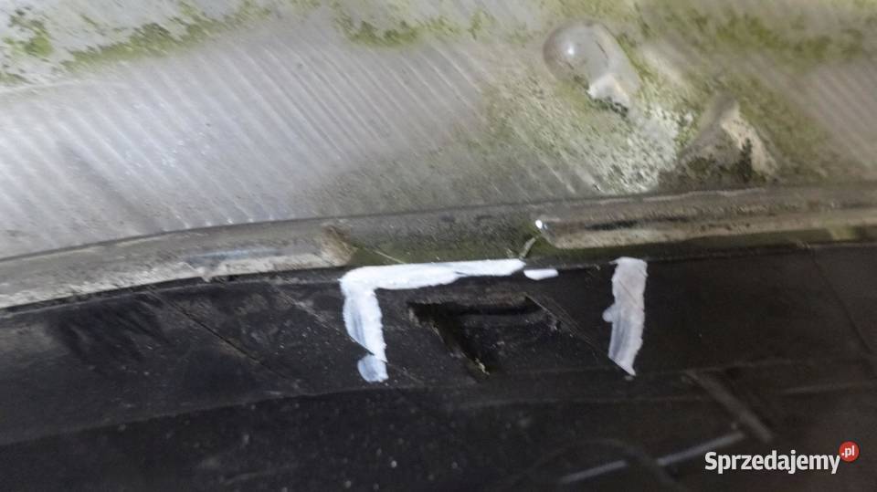 HYUNDAI i10 10r lampa lewy przód ANGLIK Lampy przednie świętokrzyskie