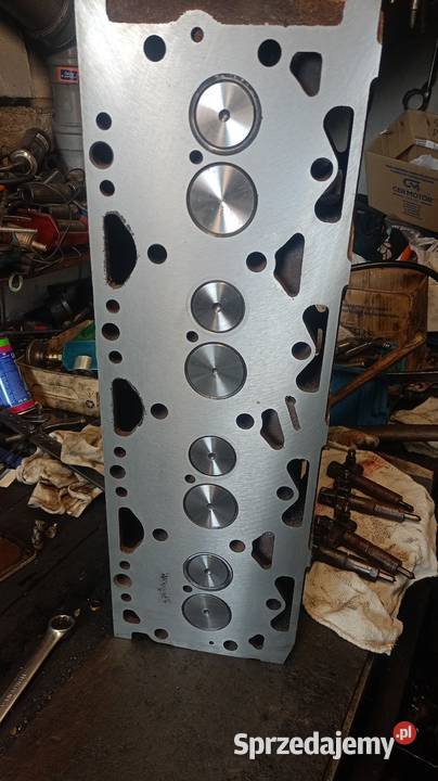 Regeneracja głowic Silnik i osprzęt Do ciągników Nowinka