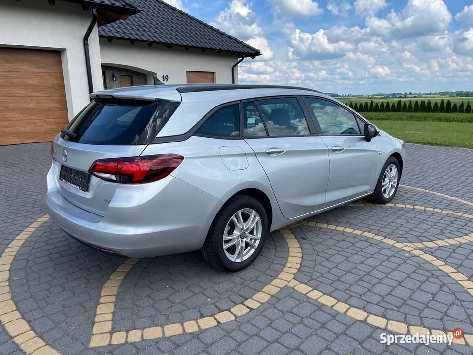 Opel Astra 16 Diesel 110 2017 OKAZJA Złotów