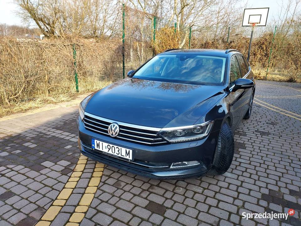 Passat bezwypadkowybenzyna automat salon Polska kupiony w polskim salonie Pruszków sprzedam