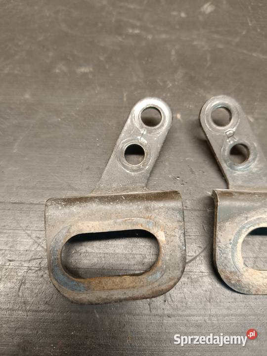 Uchwyt mocowanie kierunkowskaz przód części Gołaczewy sprzedam