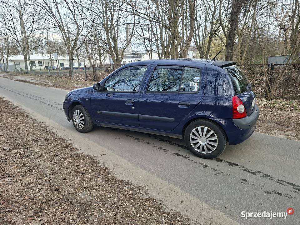 Renault Clio II 12 16V 2002r Zadbany idealny na Piotrków Trybunalski