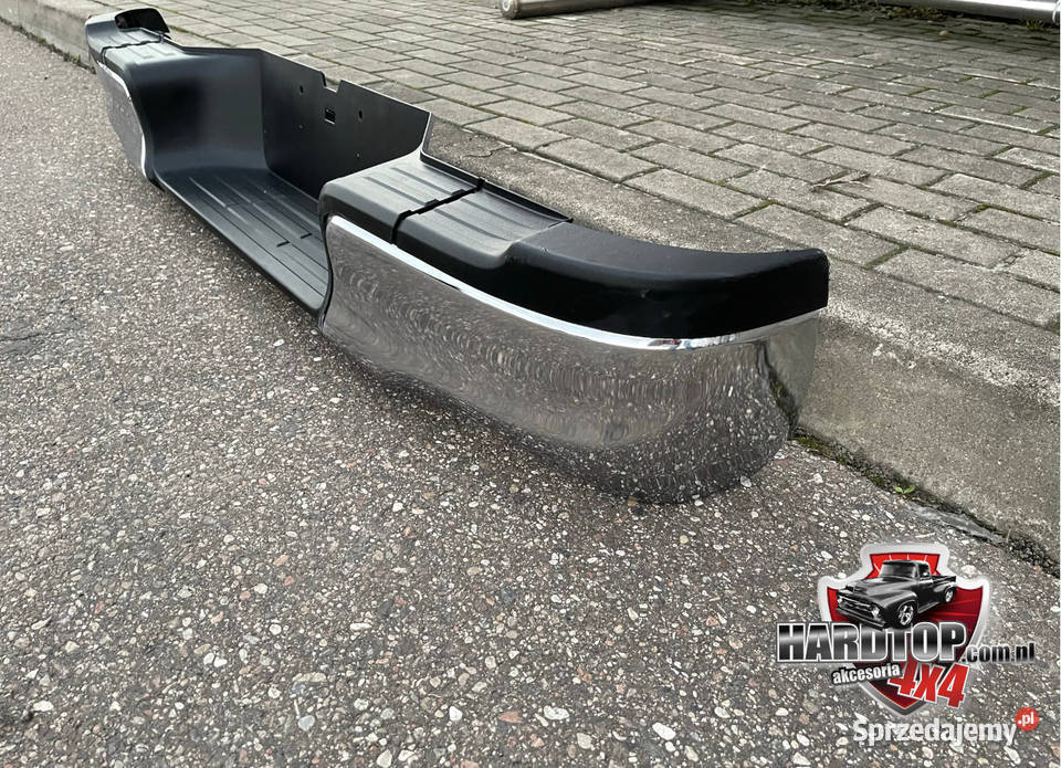 Zderzak Tylny Toyota Hilux 2016 Oryginalny zderzaki Pasłęk