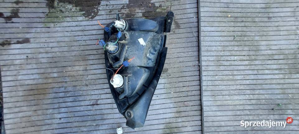 Hyundailantra kombi 1998 1999 lampa tył lewal