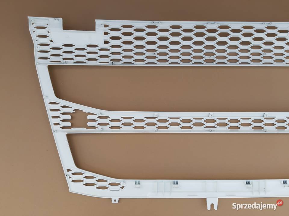 VOLVO FH5 GRILL ATRAPA CHŁODNICY PRZÓD Trzciel