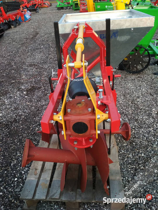 Świder ziemny Dołownik Wiertnica Tadlen Maszyny rolnicze Puławy