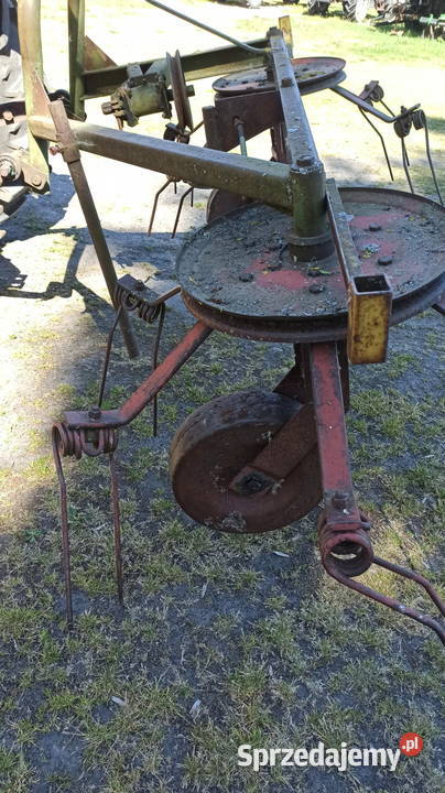 Sprzedam przetrząsarkę dwukaruzelową sprawną nieuszkodzony Baboszewo