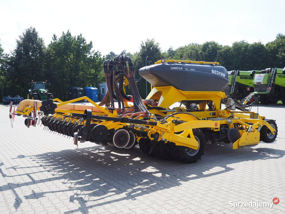 Bednar OMEGA OO 4000L Siewnik do zboża rzepaku Stęszew sprzedam