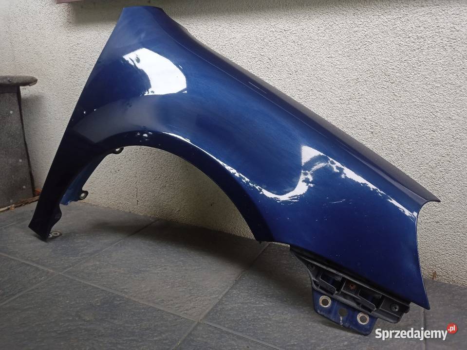 VW Golf V 5 błotnik przedni prawy granatowy LD5Q Sieradz