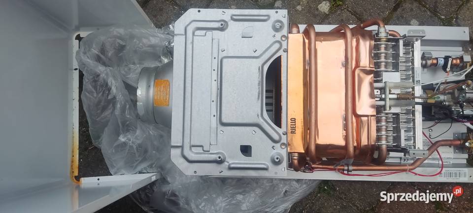 Gazowy przepływowy podgrzewacz