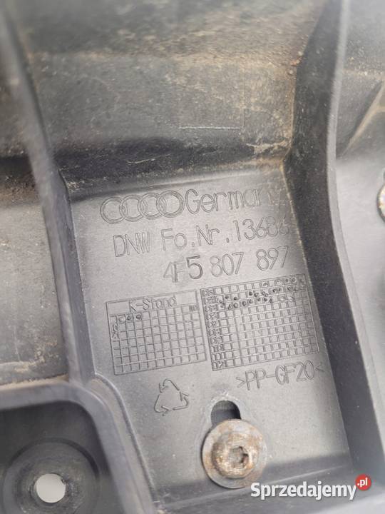 ŚLIZG ZDERZAKA LEWY TYŁ AUDI A6 C6 4F5807897 Części montażowe