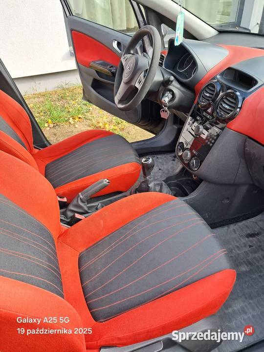 Opel Corsa z lpg Wieczfnia Kościelna