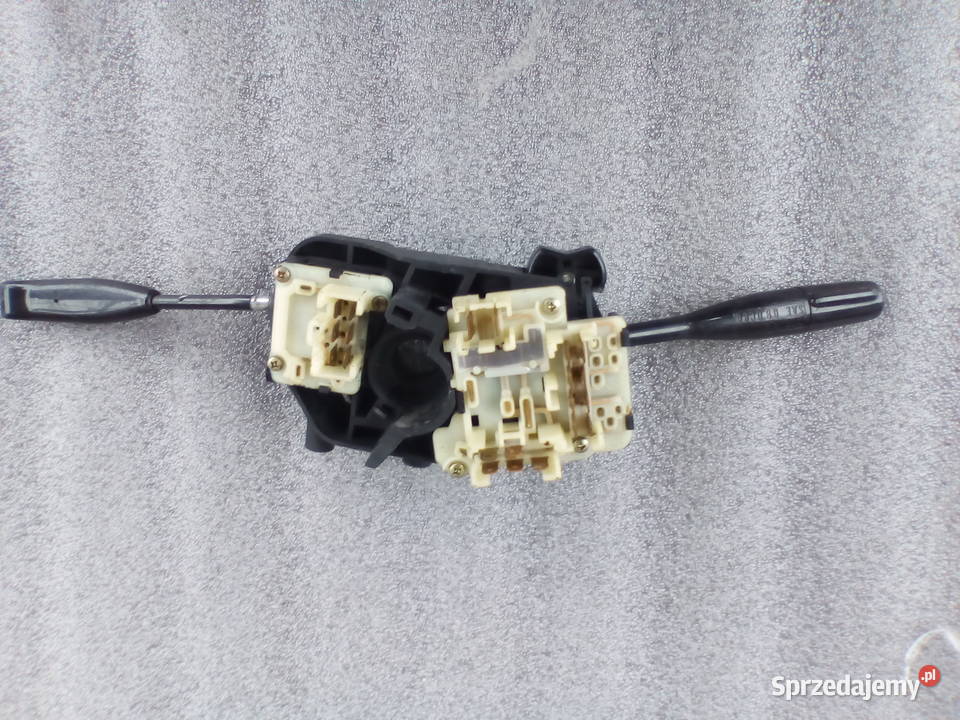 Mazda 323 Klasyk Przełącznik zespolony Bukownica