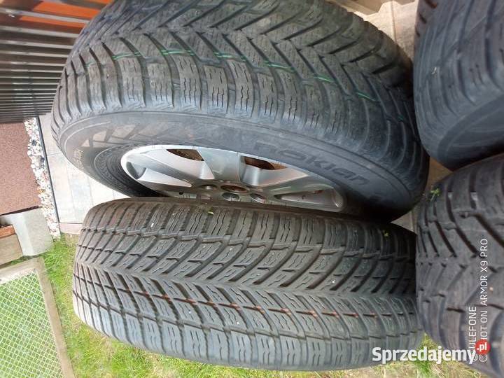 sprzedam opony zimowe nokian 21570 r16 70 Strzelno