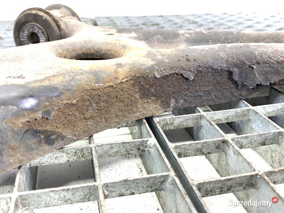 WAHACZ PRAWY PRZÓD VW GOLF VII Hatchback PRZEDNI podkarpackie