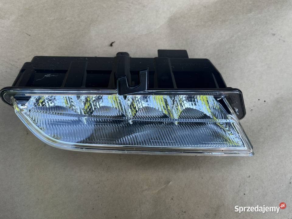 Led DRL jazdy dziennej lewy przód Clio IV