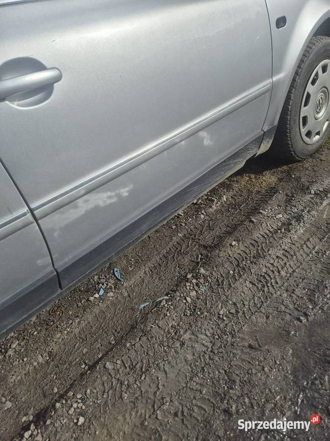 Sprzedam VW passat B5 lifcie 19 TDI nowy silnik lubelskie Sadurki