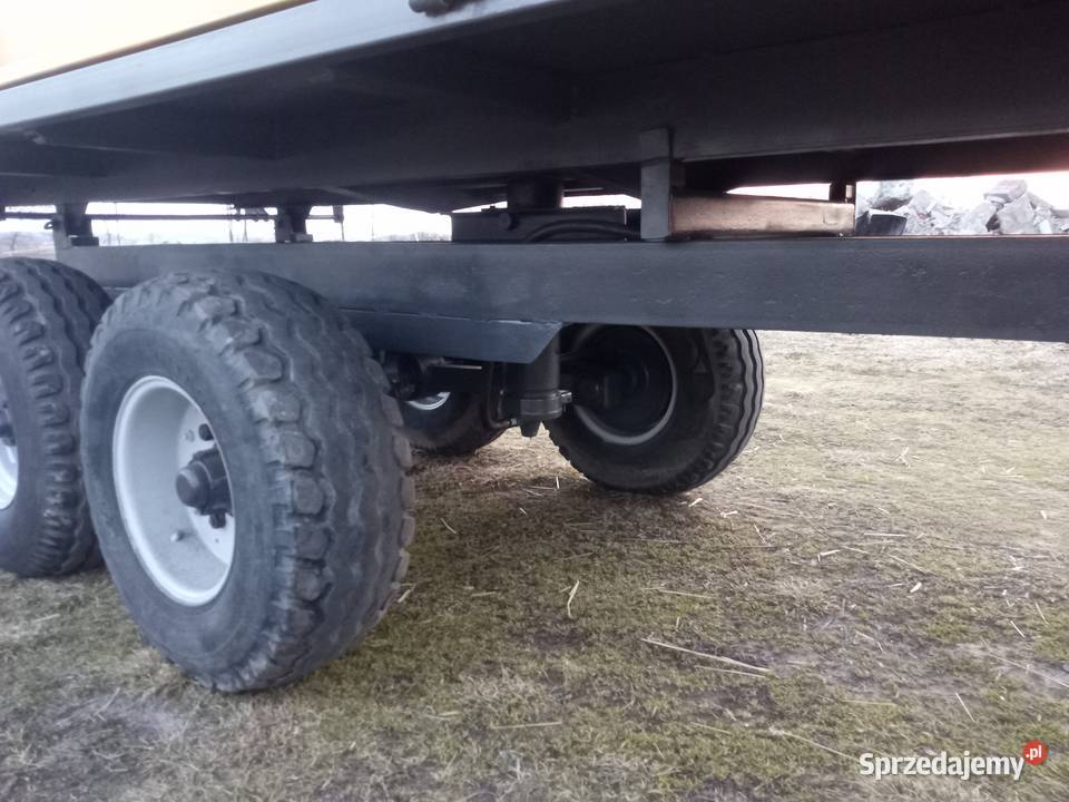 Przyczepa wywrotka tandem Maszyny rolnicze Radom