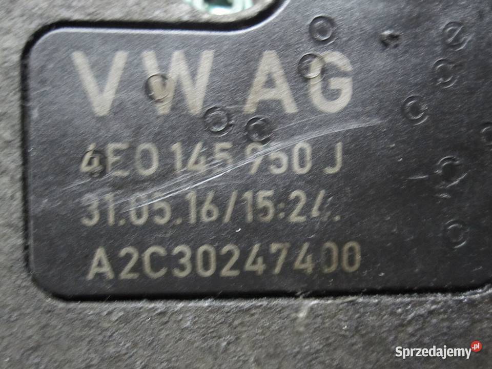 AUDI A5 27 TDI V6 09R 190 159 4E0 145950J osobowe Przepustnice
