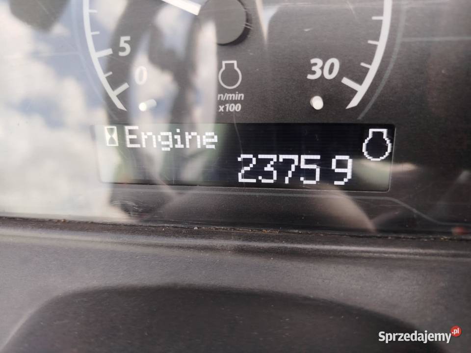 John Deere 3038 2018r z turem ładowaczem krajowy Staszów