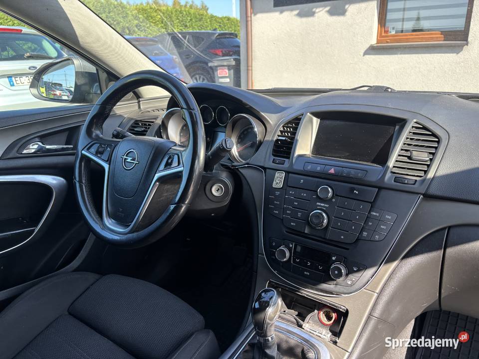 Opel Insignia Zarejestrowany w Polsce Paniówki