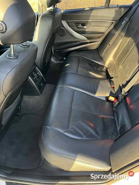 BMW F30 gniazdo AUX wielkopolskie