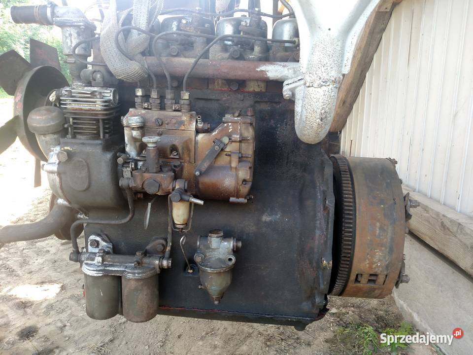 Silnik Ursus c360 Części zamienne małopolskie Święcice