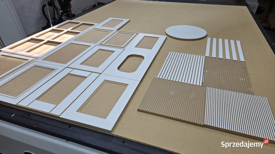 Fronty frezowane surowe Pozostałe usługi Dębica