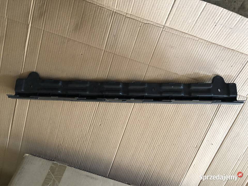 FIAT 500 ŚLIZG ZDERZAKA TYLNEGO ŚRODKOWY śląskie Kozy