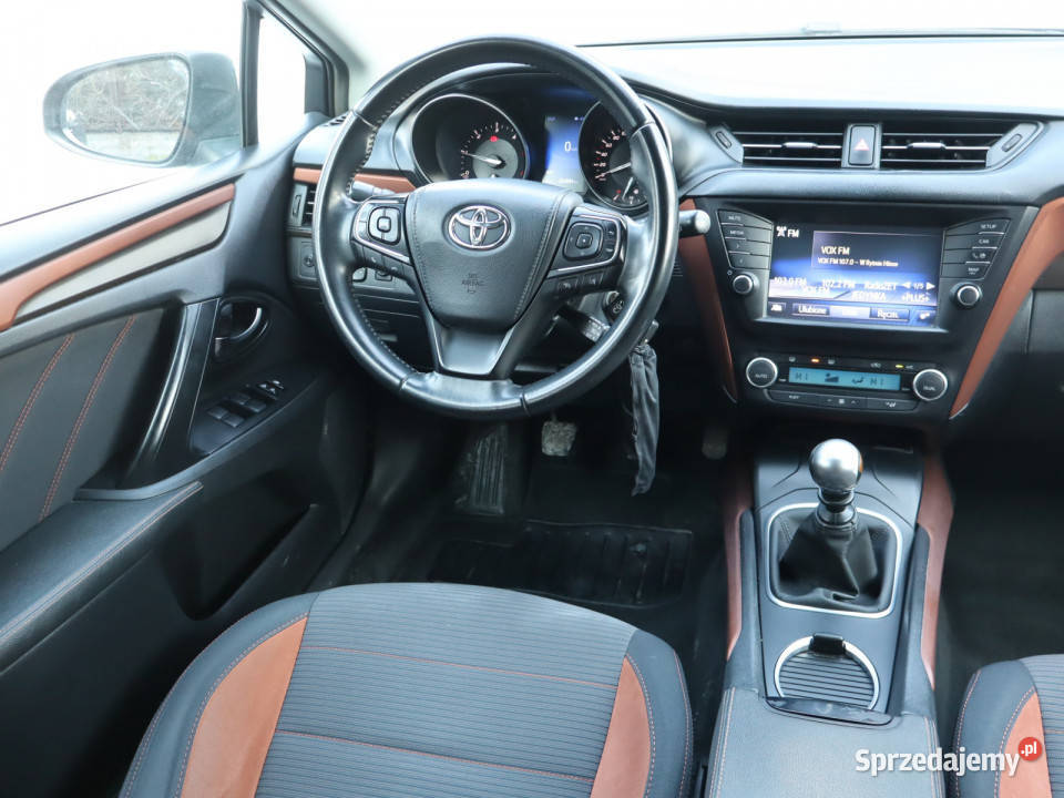 Toyota Avensis 16 D4D śląskie Katowice