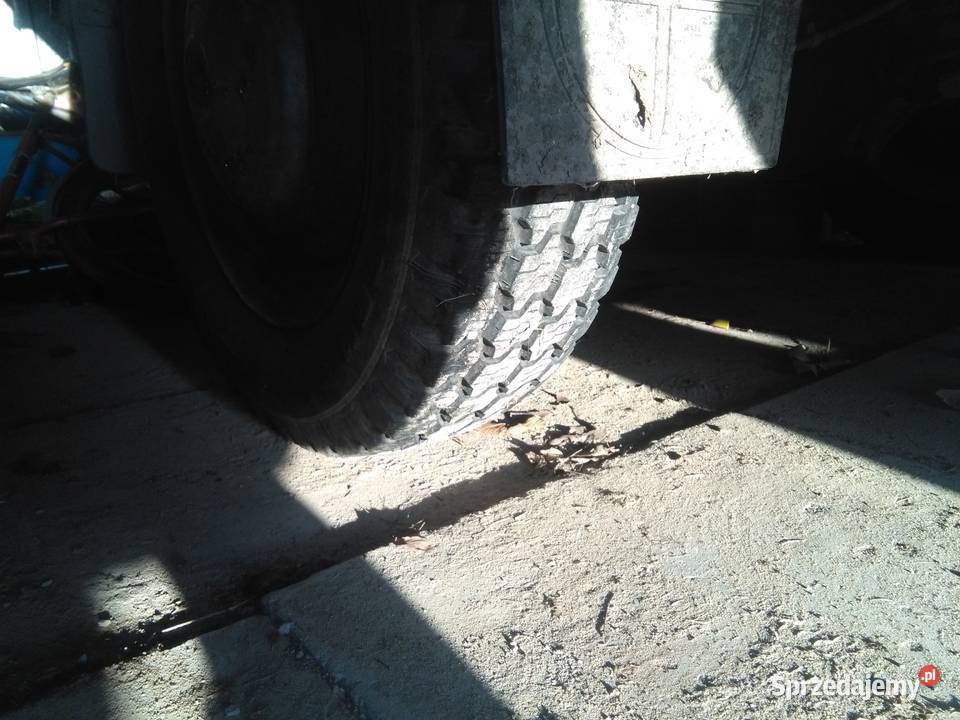 Sprzedam Żuk skrzyniowy S21 na masie benzyna Dobra