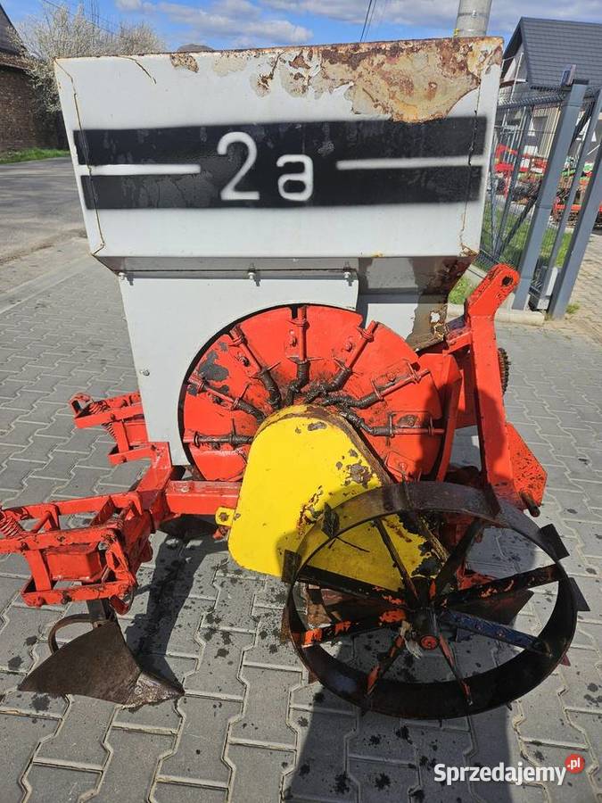 Sadzarka do ziemniaków automatyczna na dwa koła małopolskie Stogniowice