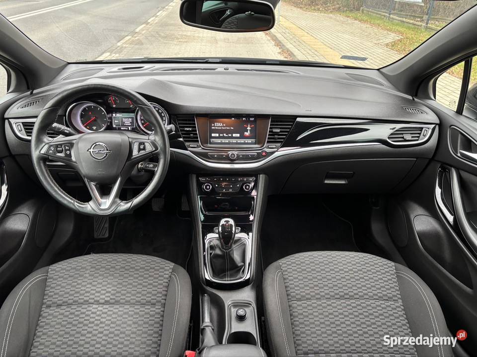 Opel Astra K HB 14T gniazdo SD Okuniew sprzedam