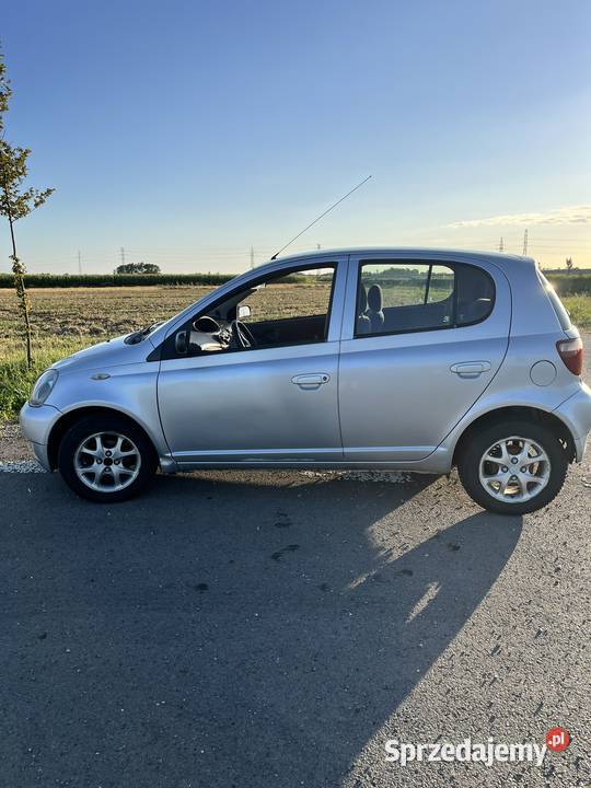 sprzedam toyota yaris 2001 silnik 13 Mielec